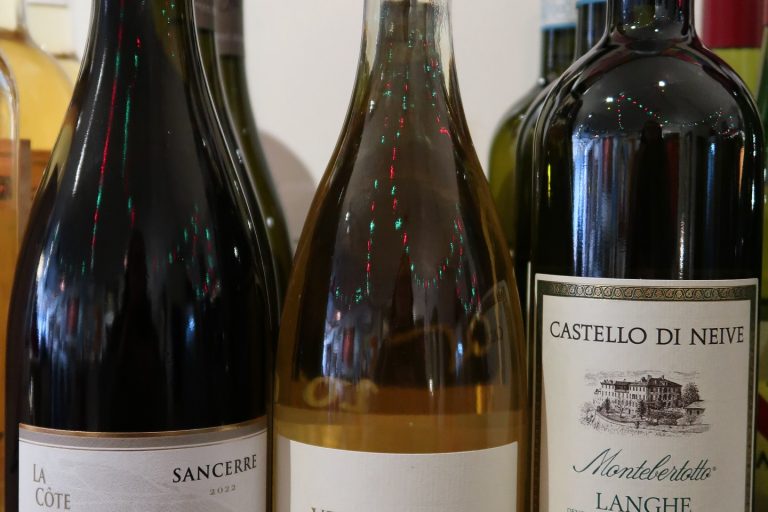 Highroads Tasting Room - Clayton, GA - Winter White Wines